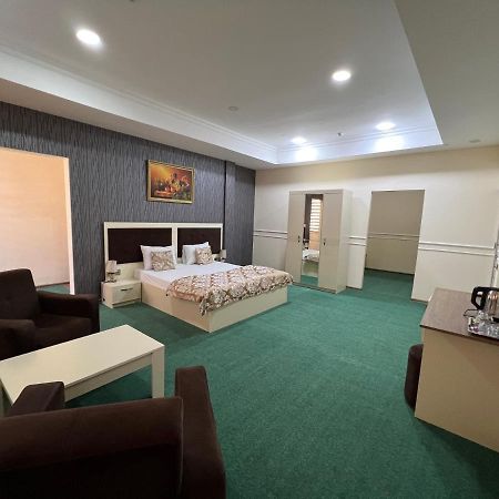 Center Khagani Hotel Баку Екстер'єр фото