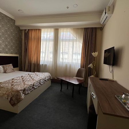 Center Khagani Hotel Баку Екстер'єр фото