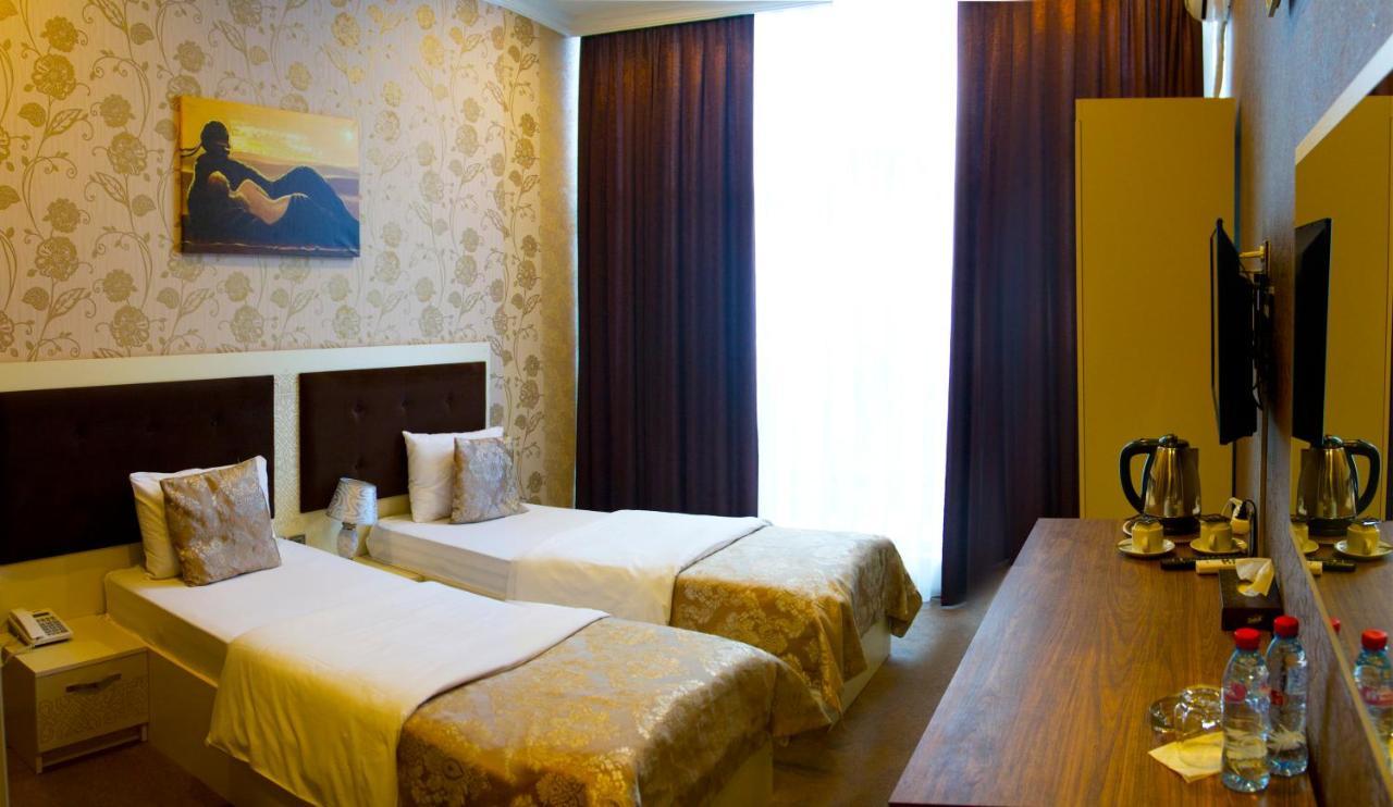 Center Khagani Hotel Баку Екстер'єр фото