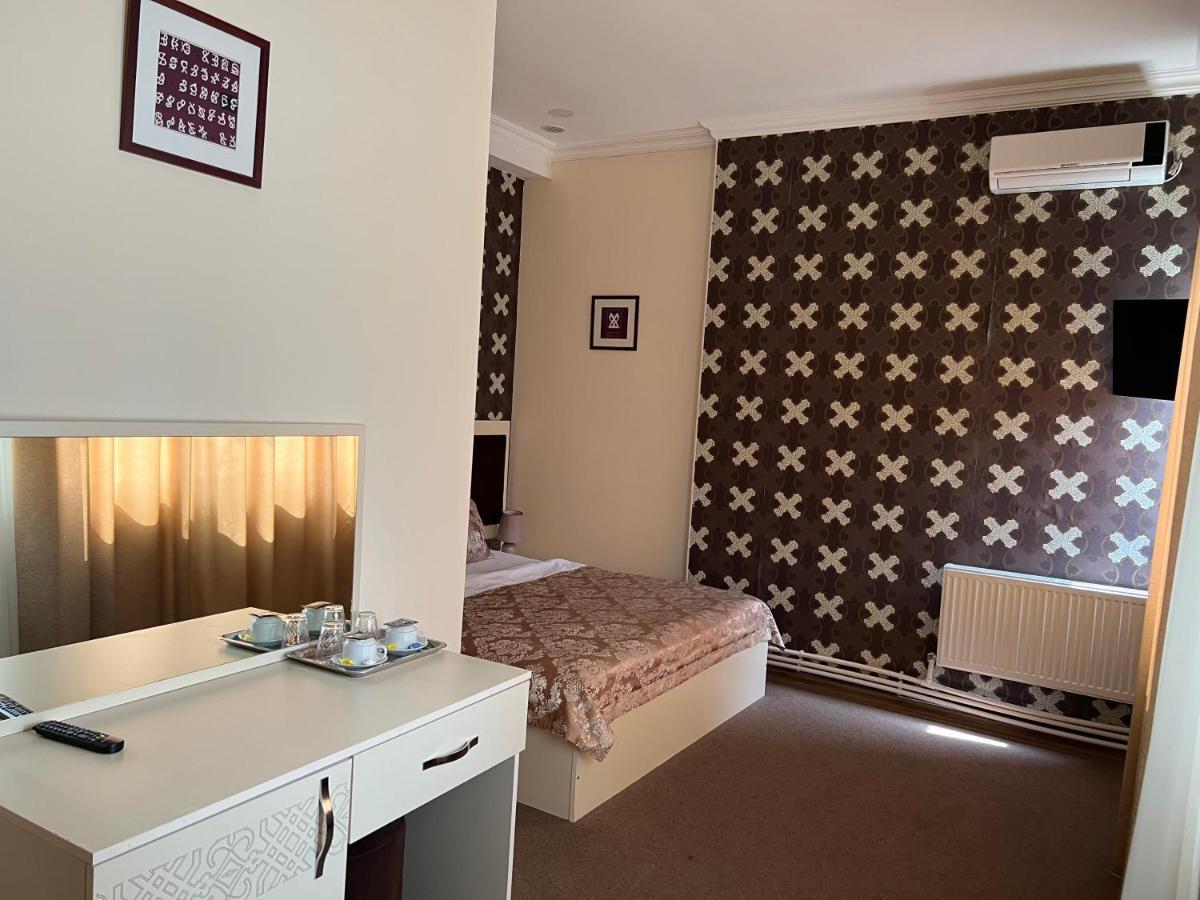 Center Khagani Hotel Баку Екстер'єр фото
